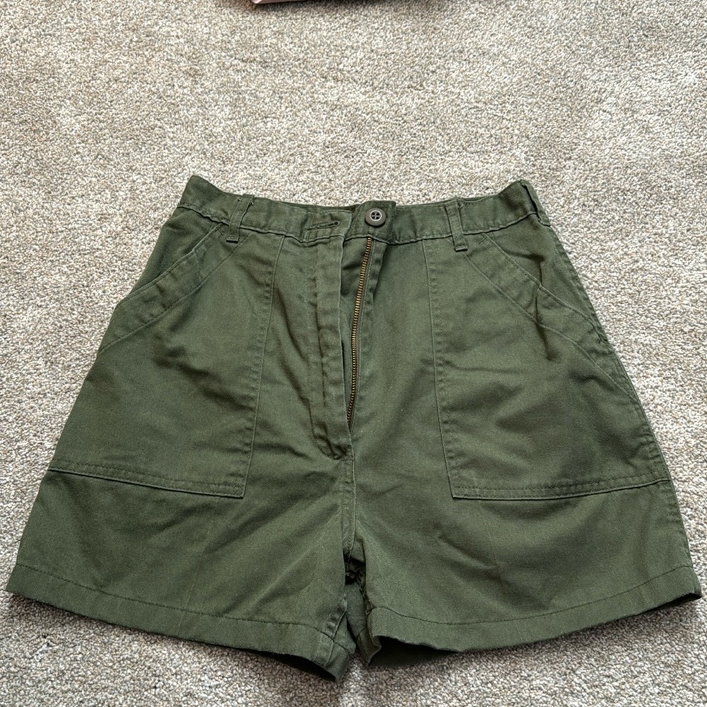 Army Green Women’s Cargo Shorts